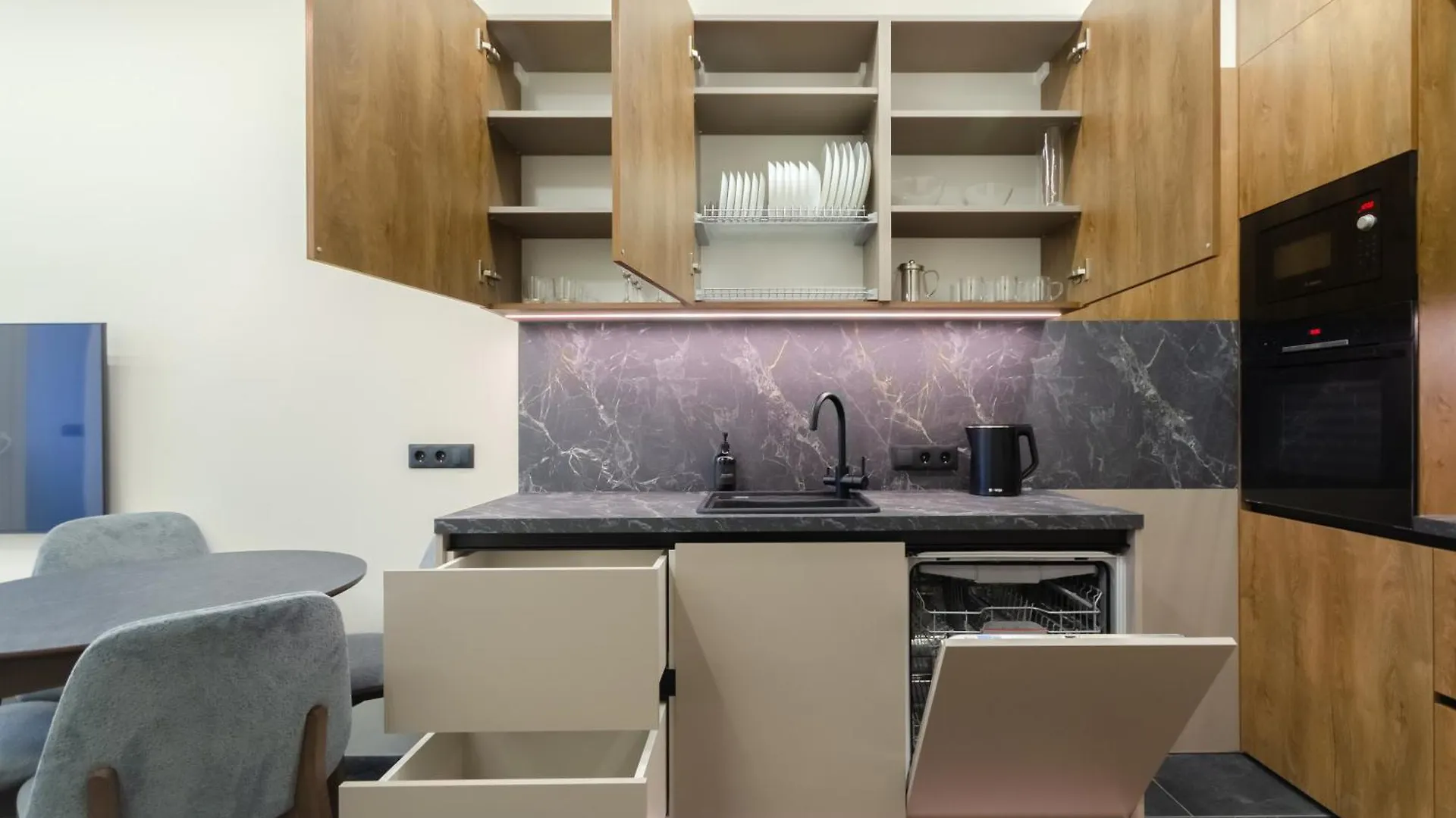 Petrovdom Apartments 24-267 Rc Manhattan City,Beresteiskyi 11 Kiev 0*,