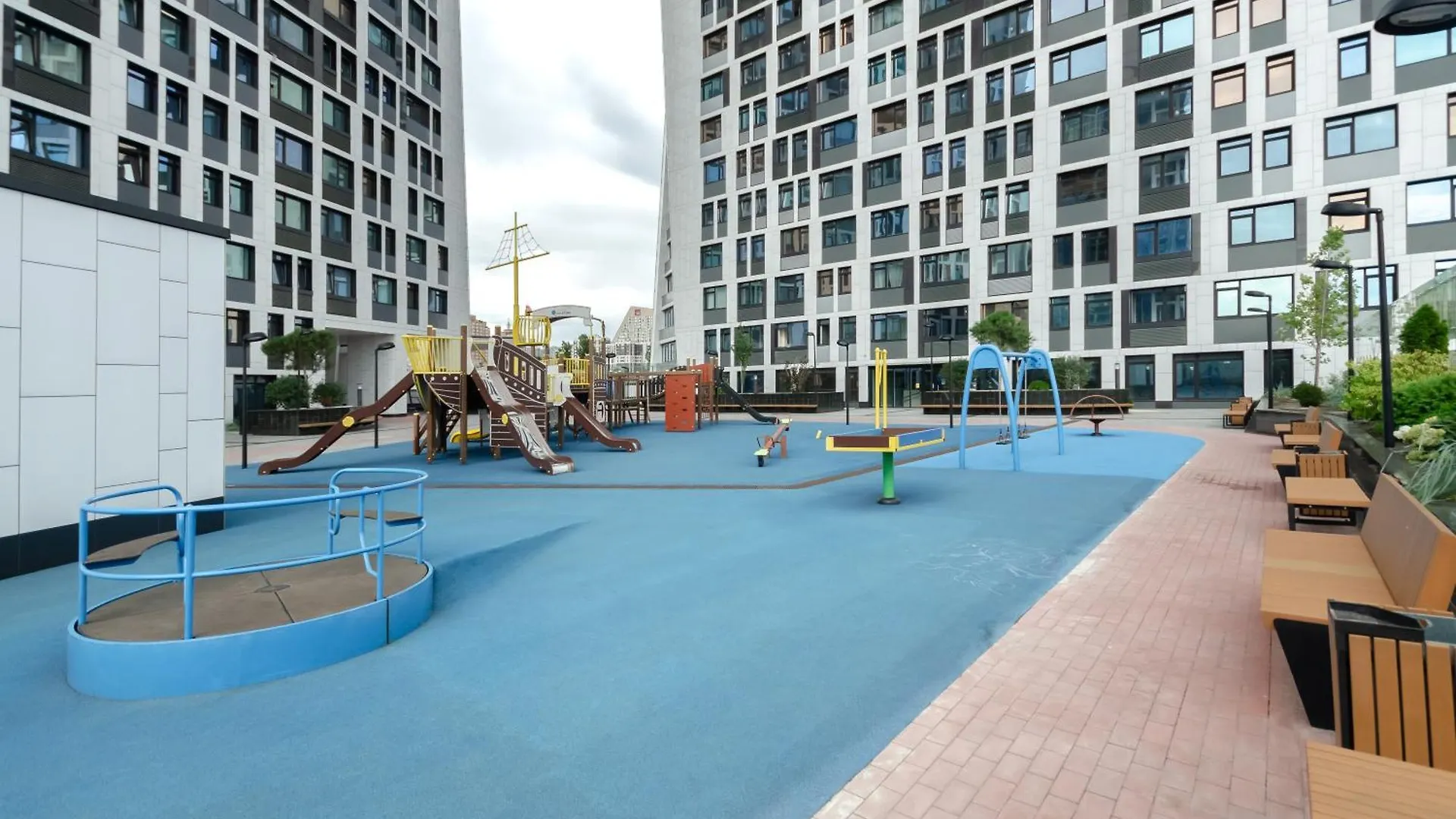 Petrovdom Apartments 24-267 Rc Manhattan City,Beresteiskyi 11 Kiev