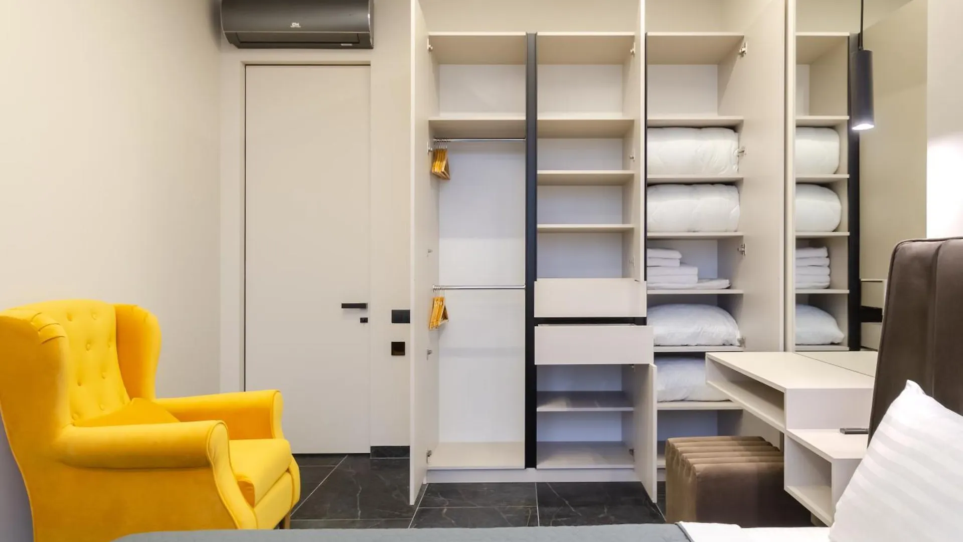 Petrovdom Apartments 24-267 Rc Manhattan City,Beresteiskyi 11 Kiev